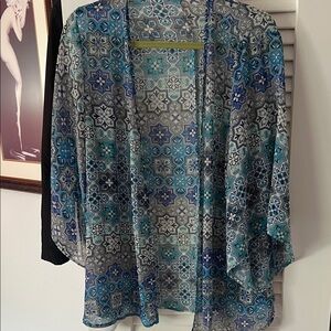 Forever 21 Blue and Gray Patterned Kimono Jacket